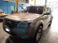 Silver Ford Everest 2013 for sale in Quezon-1