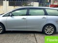 Silver Mitsubishi Grandis 2007 for sale in Automatic-6