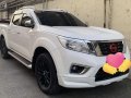Selling White Nissan Navara 2019 in Pateros-9