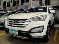 Selling White Hyundai Santa Fe 2013 in Quezon-0