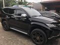 Selling Black Mitsubishi Outlander 2017 in Quezon City-4
