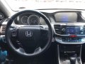 Pearl White Honda Accord 2015 for sale in Automatic-8