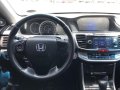 Pearl White Honda Accord 2015 for sale in Automatic-1