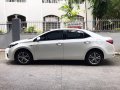 Selling Pearl White Toyota Altis 2021 in Quezon City-6