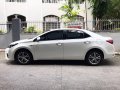 Selling Pearl White Toyota Altis 2021 in Quezon City-3