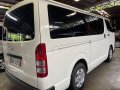 Selling White Toyota Hiace 2020 in Quezon-4