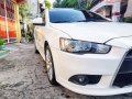 Selling Pearl White Mitsubishi Lancer 2010 in Quezon City-6