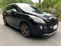 Selling Black Peugeot 3008 2014 in Makati-7