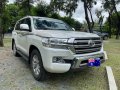 Sell Pearl White 2016 Toyota Land Cruiser in Quezon City-8