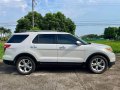 Selling Pearl White Ford Explorer 2014 in Makati-3