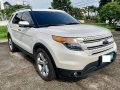 Selling Pearl White Ford Explorer 2014 in Makati-9