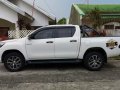 White Toyota Hilux 2019 for sale in Bacolod-2