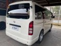 Selling White Toyota Hiace 2015 in Marikina-0