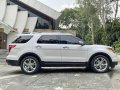 Selling White Ford Explorer 2014 in Marikina-5