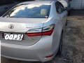 Selling Brightsilver Toyota Corolla Altis 2017 in Pasig-0