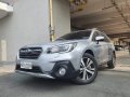 Silver Subaru Outback 2018 for sale in Automatic-8