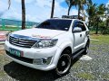 Selling White Toyota Fortuner 2012 in Subic-3