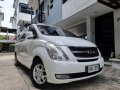 Selling White Hyundai Starex 2013 in Quezon-8
