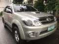 Brightsilver Toyota Fortuner 2007 for sale in Quezon-8