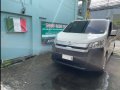 Selling White Toyota Hiace 2020 Van at 14000-7