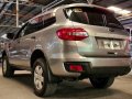 Selling Silver Ford Everest 2016 in Pateros-3