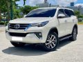 Selling Pearl White Toyota Fortuner 2016 in Makati-2