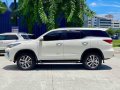 Selling Pearl White Toyota Fortuner 2016 in Makati-9