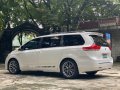 Selling White Toyota Sienna 2013 in Malabon-5