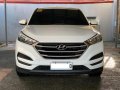 Selling Pearl White Hyundai Tucson 2016 in Silang-8