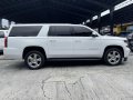 White Chevrolet Suburban 2019 for sale in Automatic-8