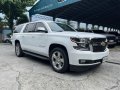 White Chevrolet Suburban 2019 for sale in Automatic-0