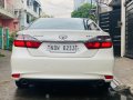 Pearl White Toyota Camry 2016 for sale in Automatic-3