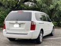 Sell White 2011 Kia Carnival in Las Piñas-8