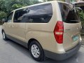 Beige Hyundai Starex 2009 for sale in Automatic-5