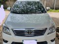 White Toyota Innova 2013 for sale in Quezon-1