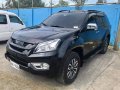 Selling Black Isuzu Mu-X 2017-8