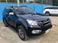 Selling Black Isuzu Mu-X 2017-7