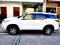 Selling White Toyota Fortuner 2019 in Marikina-8