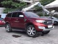 Red Ford Everest 2018 for sale in Automatic-9