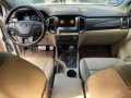 Selling Pearl White Ford Everest 2016 in Las Piñas-6