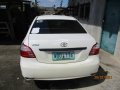 Selling White 2013 Toyota Vios Sedan affordable price-2