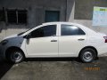 Selling White 2013 Toyota Vios Sedan affordable price-4