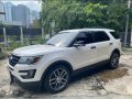 Selling White Ford Explorer 2016 in Quezon-0