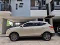 Sell White 2015 Hyundai Tucson in Quezon City-1