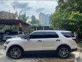 Selling White Ford Explorer 2016 in Quezon-5