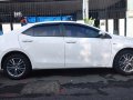 Sell White 2015 Toyota Altis-7