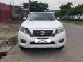 Pearl White Nissan Navara 2018 for sale in Automatic-3