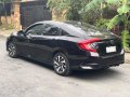 Black Honda Civic 2018 for sale in Automatic-4