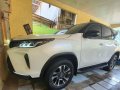 Selling Pearl White Toyota Fortuner 2021 in Angeles-5