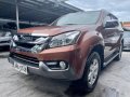 Selling Brown Isuzu Mu-X 2015 in Las Piñas-7